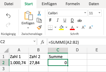 Es wird eine Excel Tabelle gezeigt in der die Summe der Zahlen 1000,74 und 27,84 gebildet wird. Allerdings erscheint eine Null in der Ergebniszelle. 