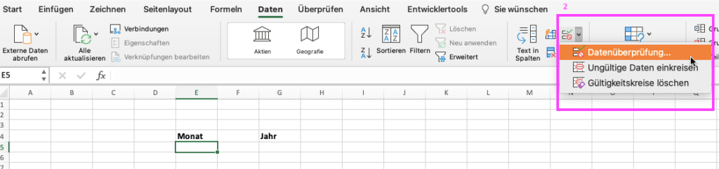 Gleiche Arbeitsmappe in Excel. Das Symbol "Datenüberprüfung" im Reiter "Daten" ist mit einer 2 markiert und eingekreist. 