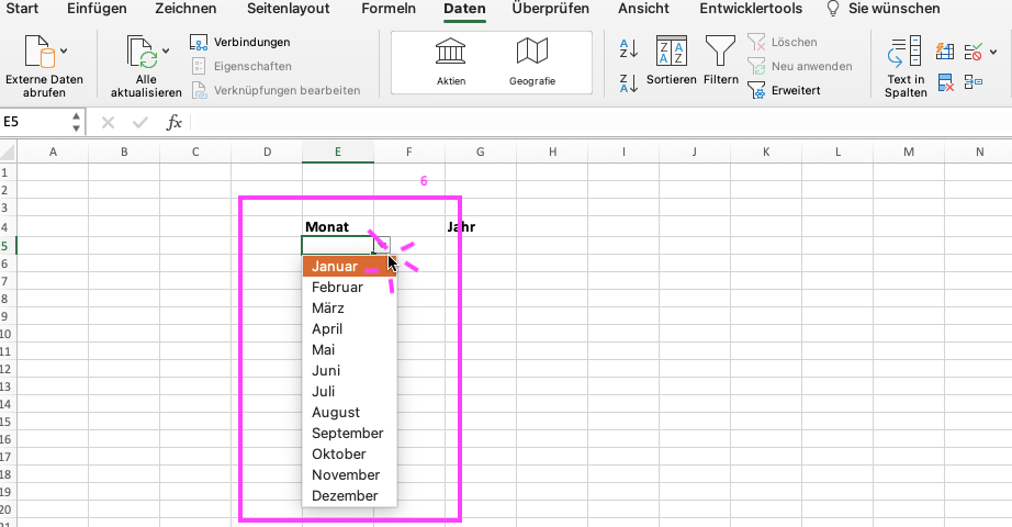 Die gleiche Arbeitsmappe wie davor. In Zelle E5 ist ein Pfeil zu sehen auf den der Mauscursor zeigt. Darunter ist eine Auswahlliste mit den Monate von Januar bis Dezember zu sehen. Dies ist im Bild markiert und mit der Nummer 6 nummeriert. 